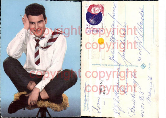 468190,Schauspieler Horst Buchholz Stuhl Zigarette Portrait