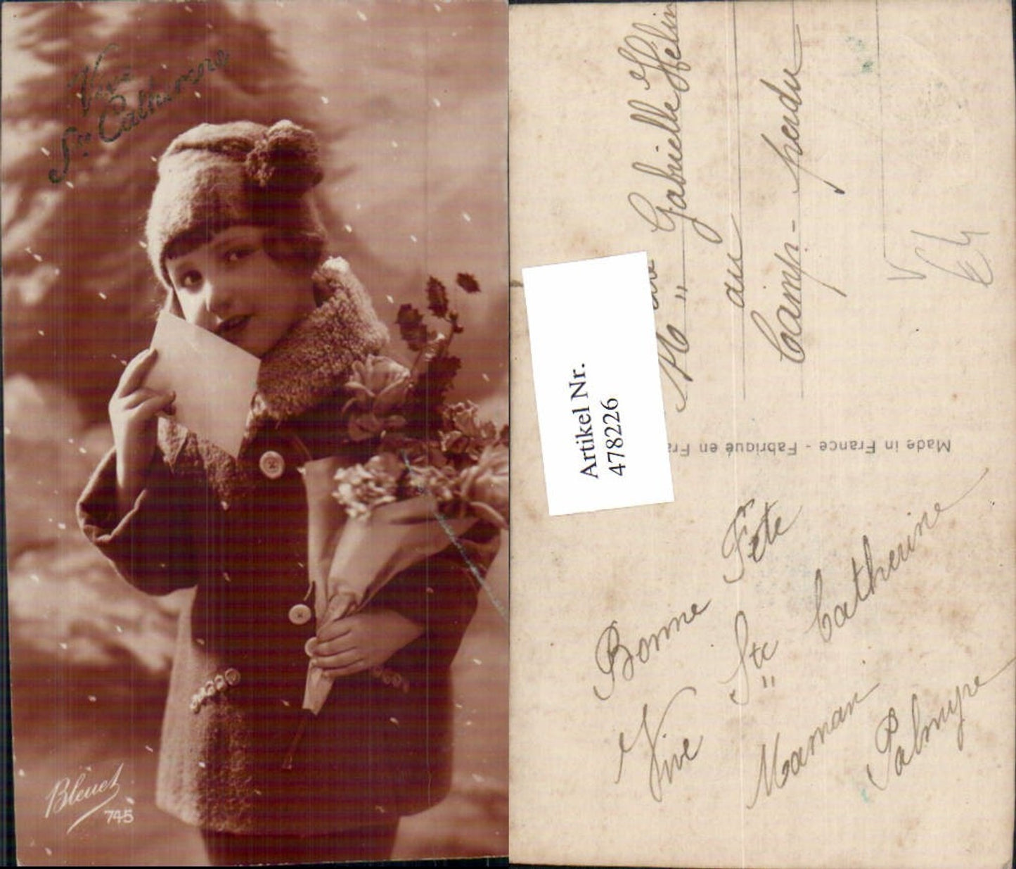 478226,Kind Mädchen Mantel Mütze Haube Blumenstrauß Briefkuvert pub Bleuet 745
