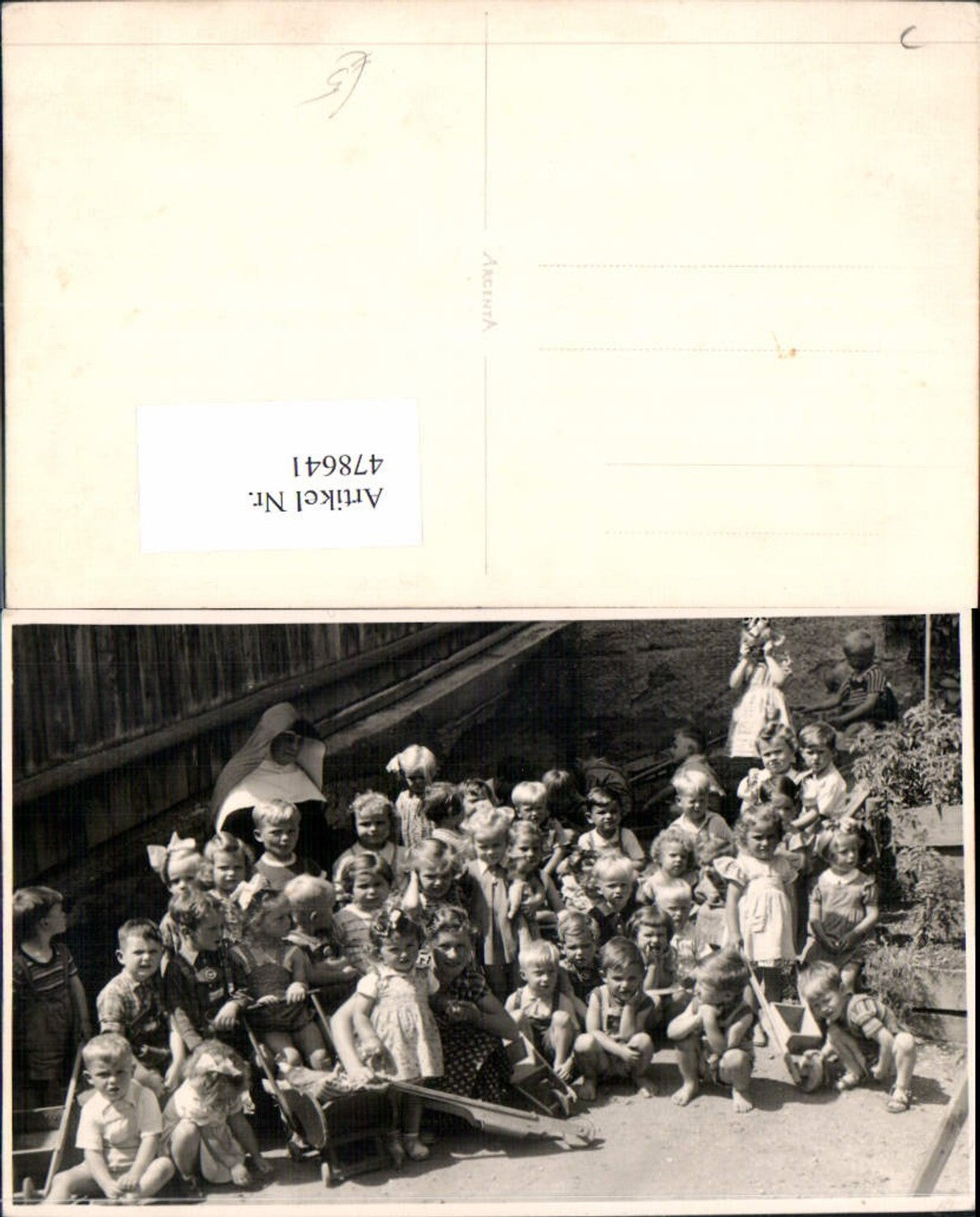 478641,Foto Ak Kinder Schule Lehrerin Spielzeug Puppenwagen Nonne