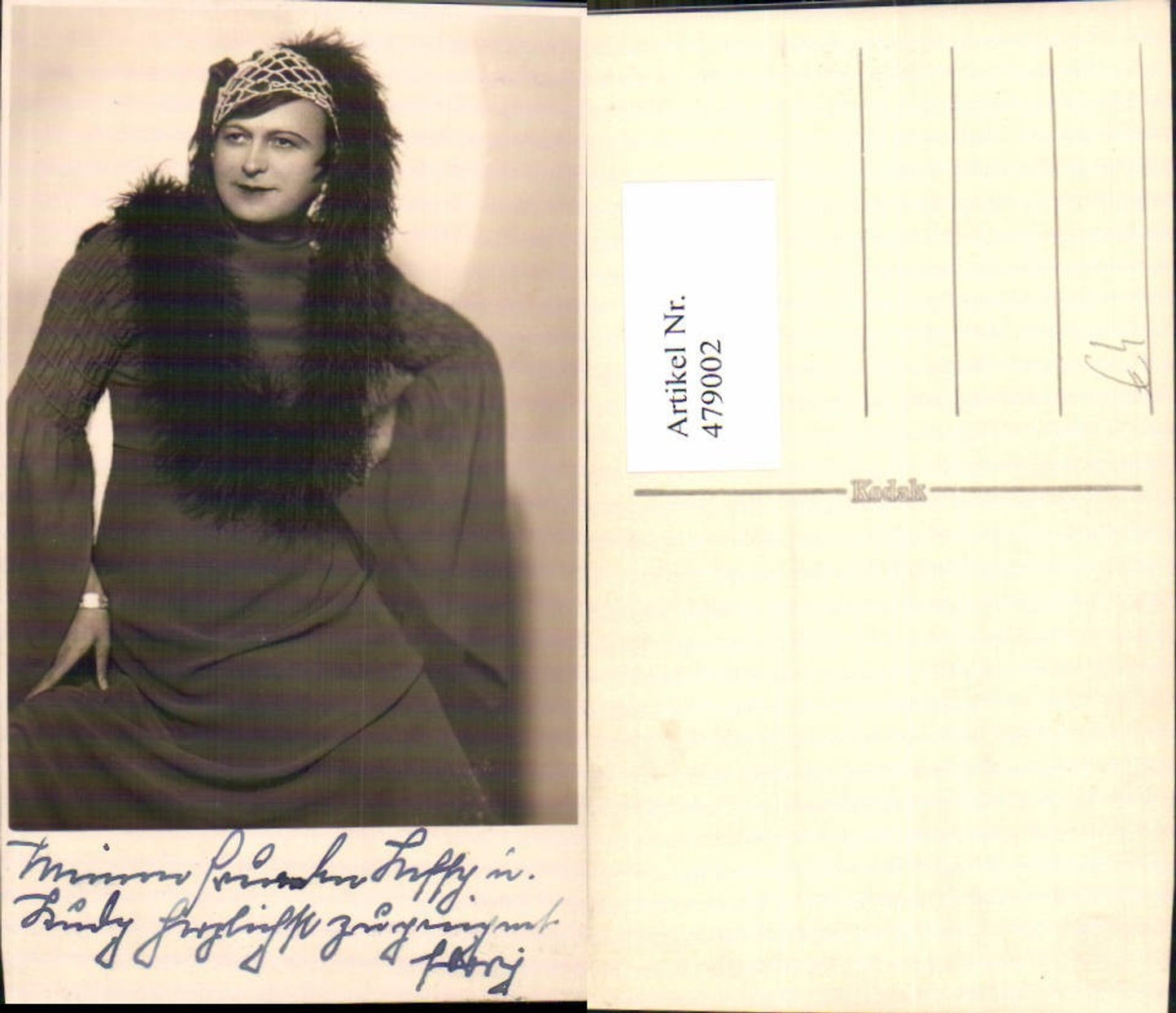479002,Foto Ak Frau Federboa Mode Kopfschmuck
