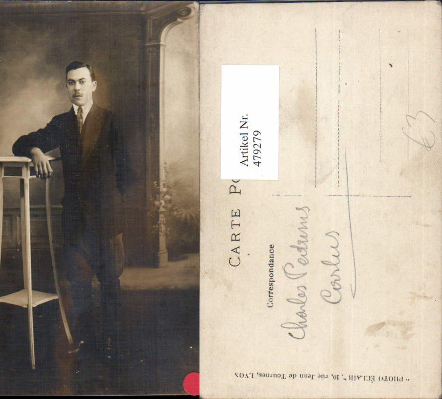 479279, Photo Ak Man Suit Standing Table