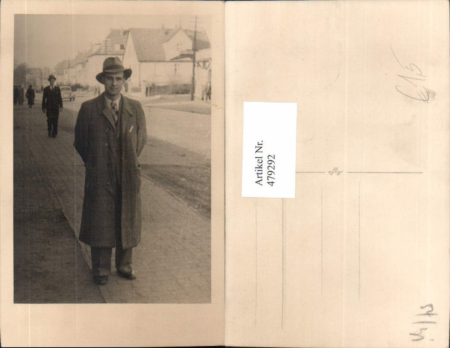 479292,Foto Ak Mann Anzug Mantel Hut Straßenansicht Automobil