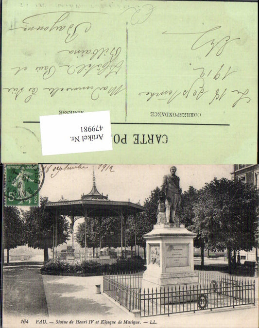 479981,Pau Statue de Henri IV et Kiosque de Musique Musikpavillon