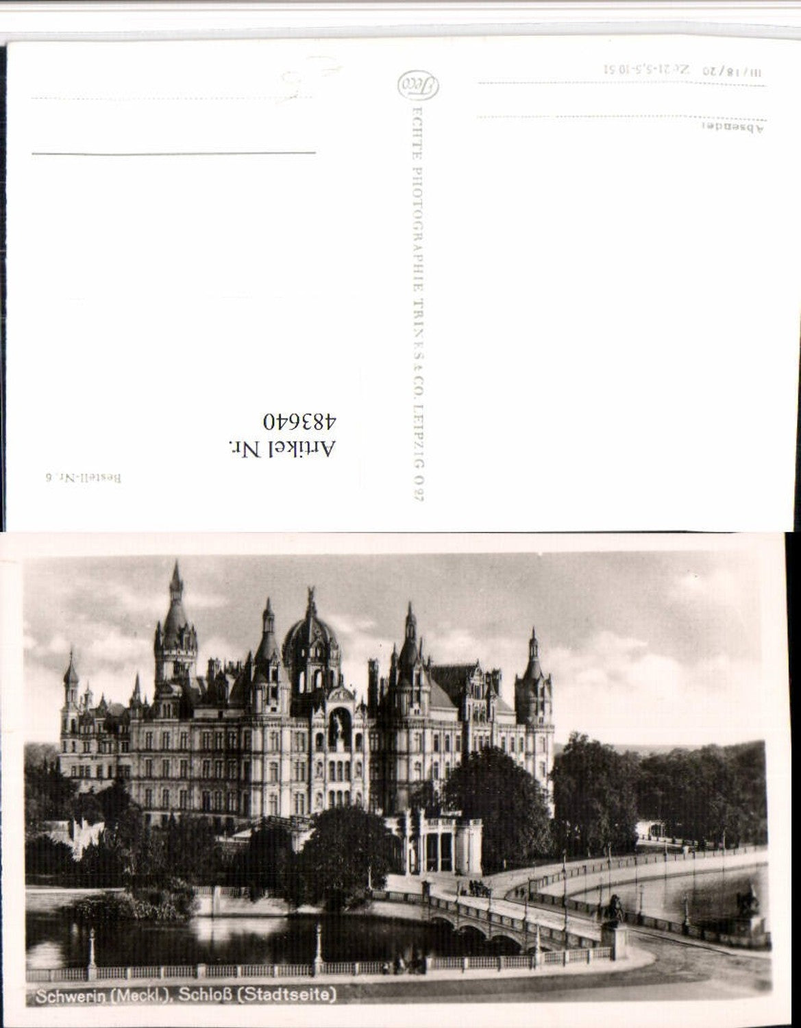 483640,Schwerin Schloss Brücke