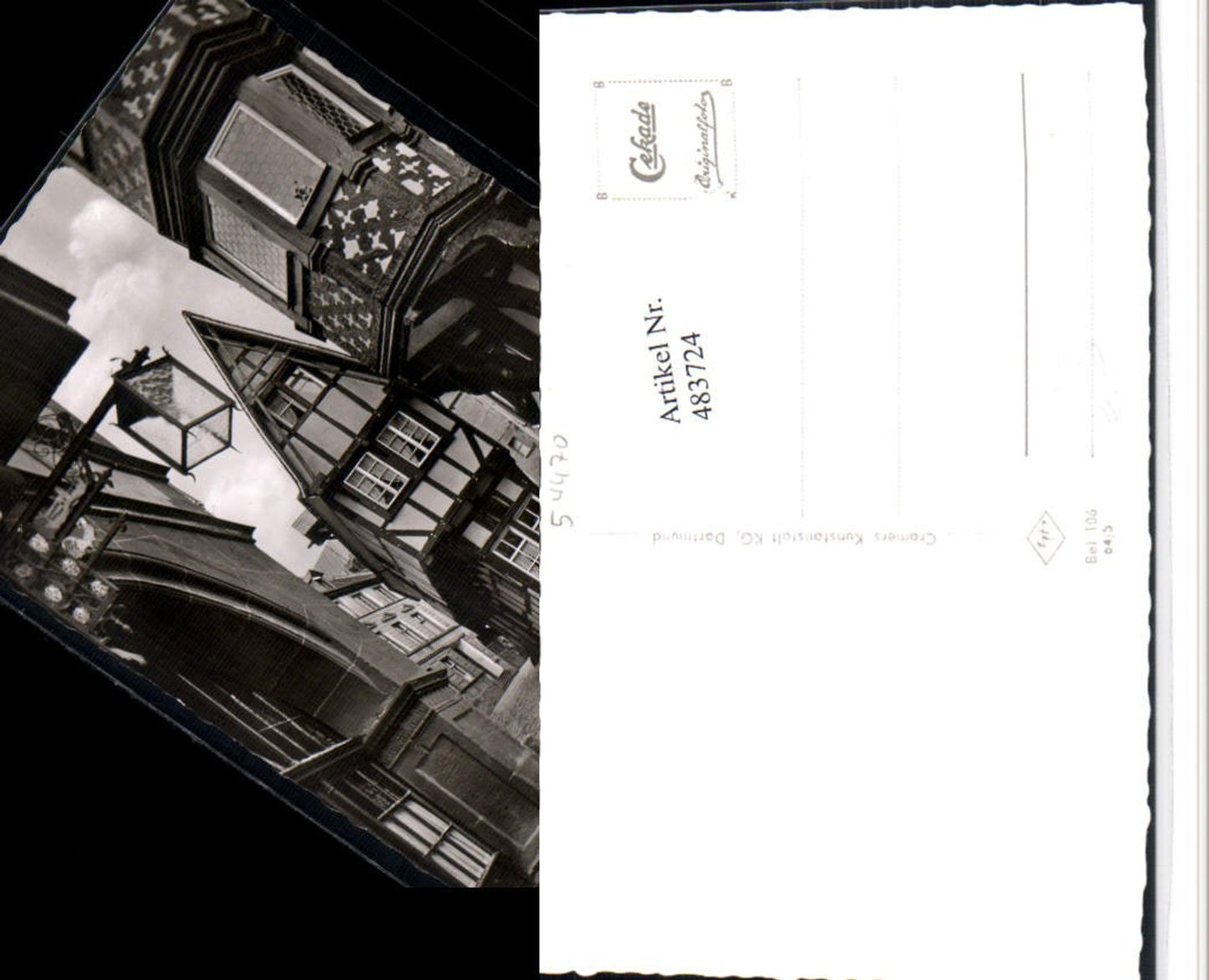 483724,Bernkastel-Kues an d. Mosel Spitzgiebelhaus Straßenansicht