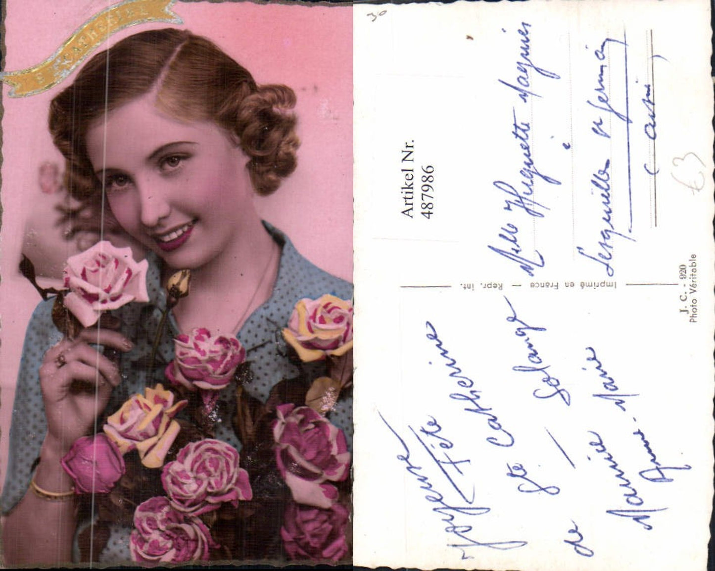 487986,Frau Blonder Lockenkopf Portrait Rosen Blumen