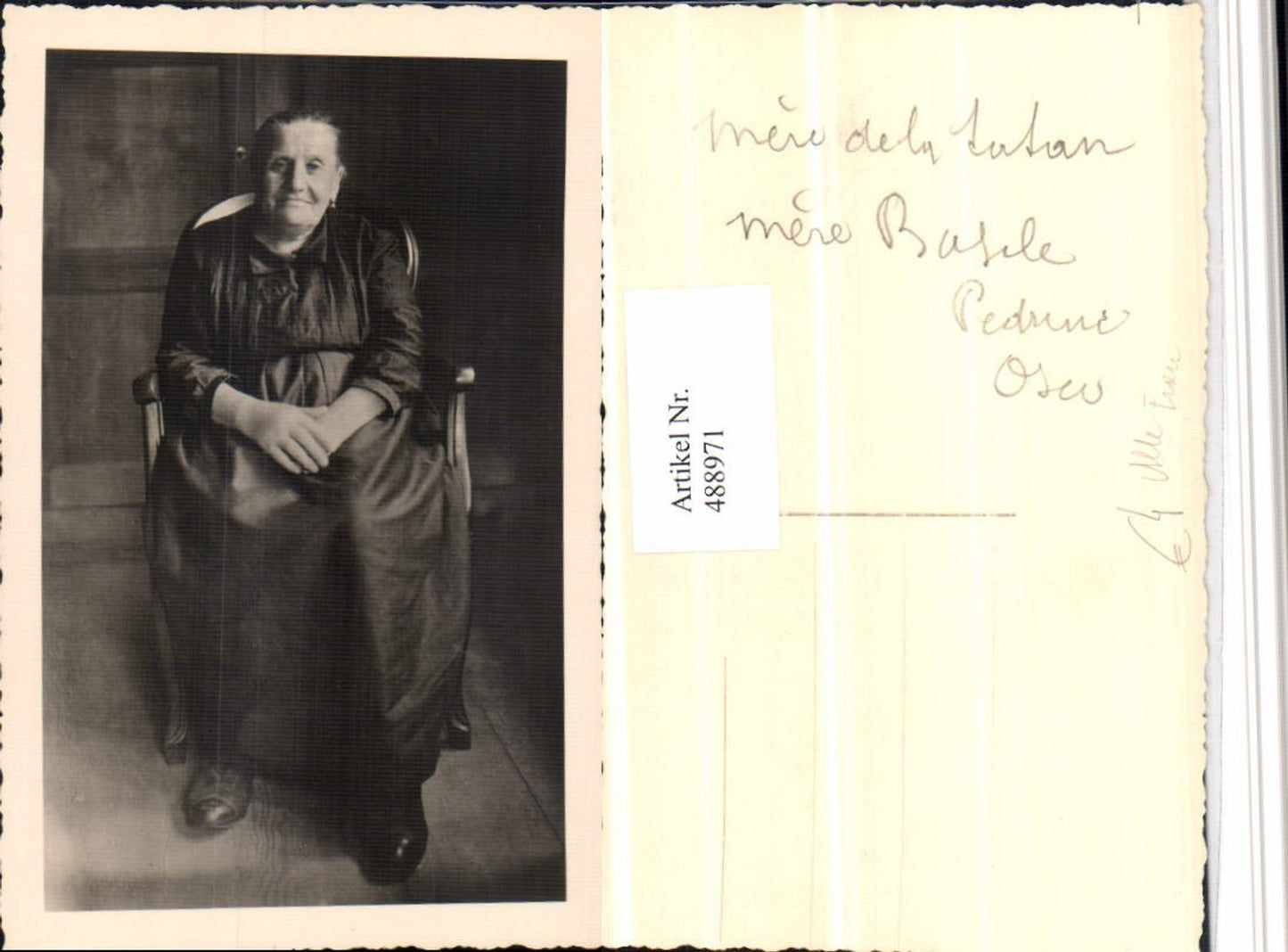 488971,Foto AK Alte Frau Stuhl Sessel