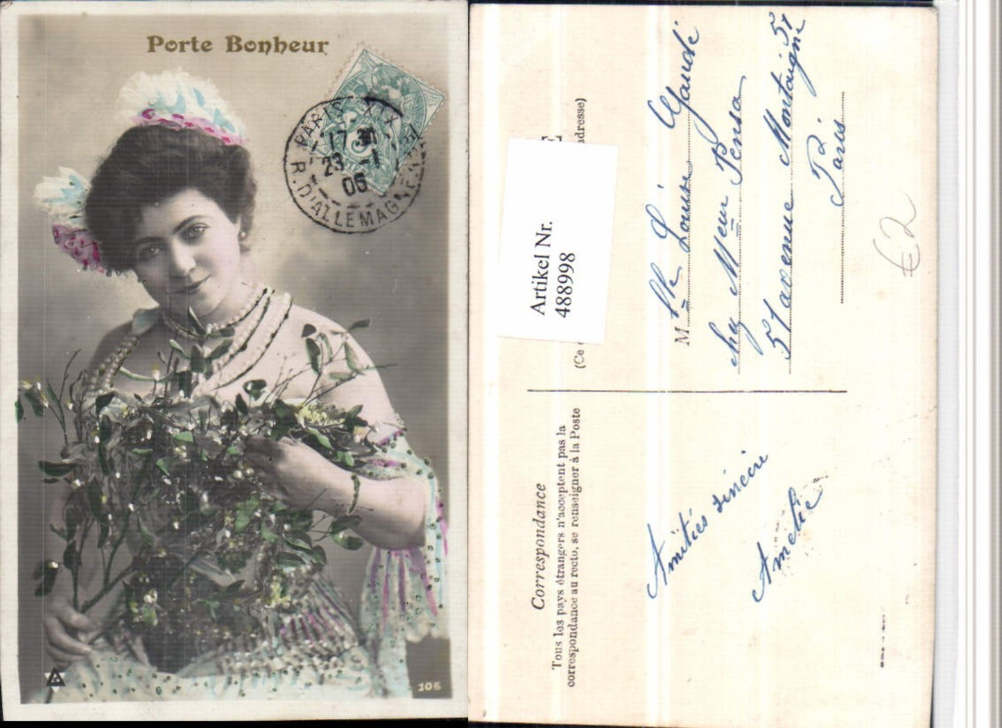 488998,Porte Bonheur Frau Kleid Kette Portrait Mistelzweig