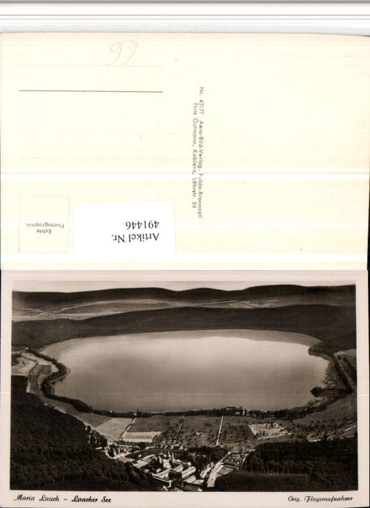 491446,Maria Laach am Laacher See b. Glees Fliegeraufnahme
