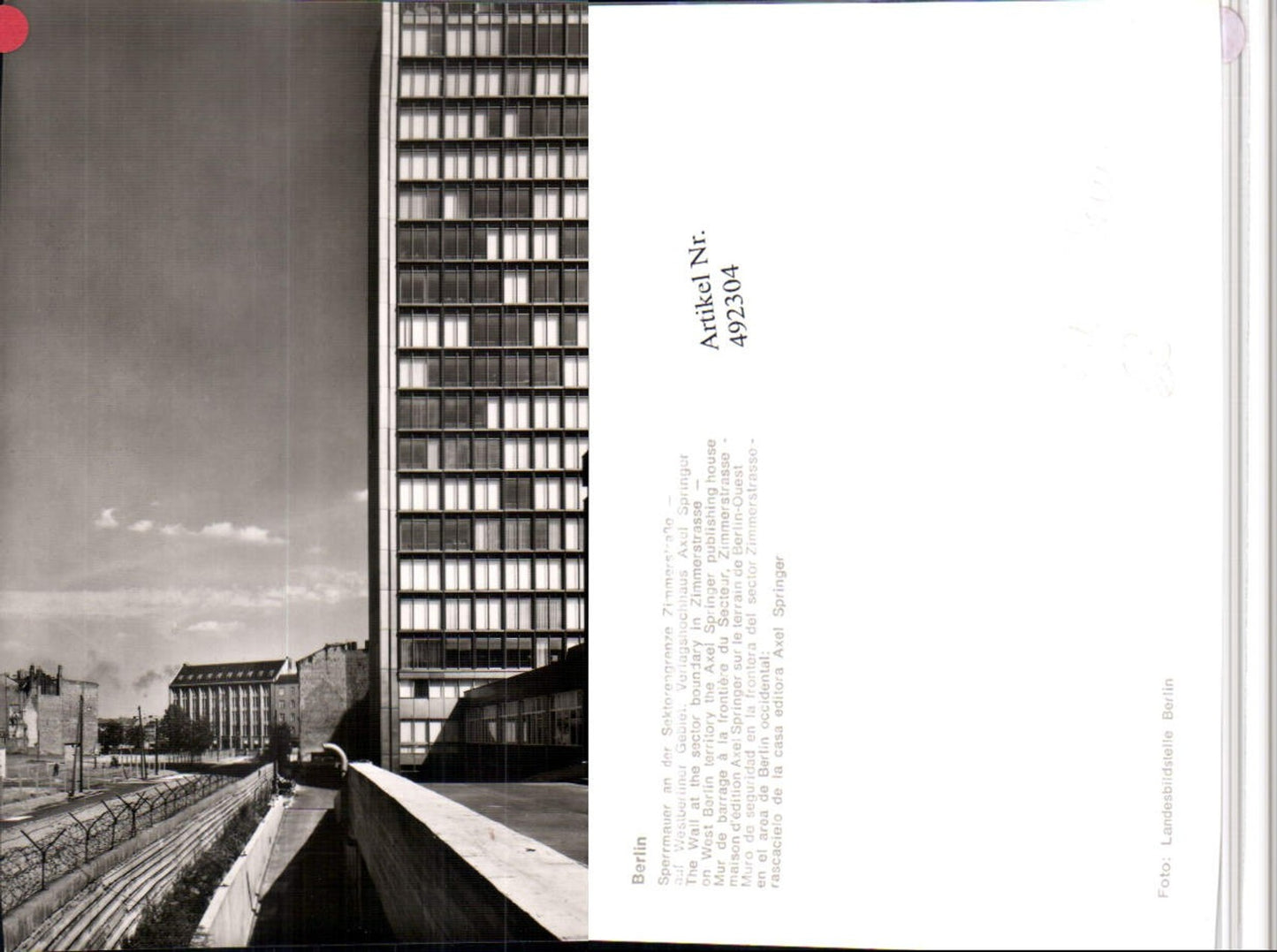 492304,Berlin Sperrmauer Berliner Mauer Verlagshochhaus Axel Springer
