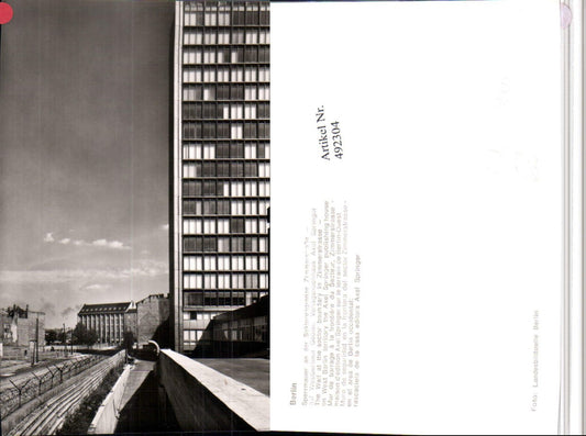 492304,Berlin Sperrmauer Berliner Mauer Verlagshochhaus Axel Springer