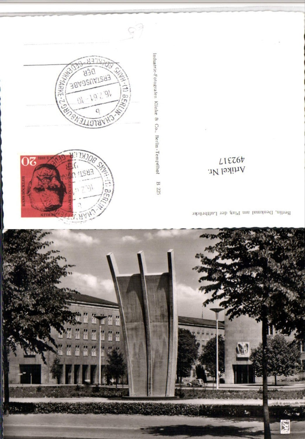 492317,Berlin Denkmal am Platz der Luftbrücke