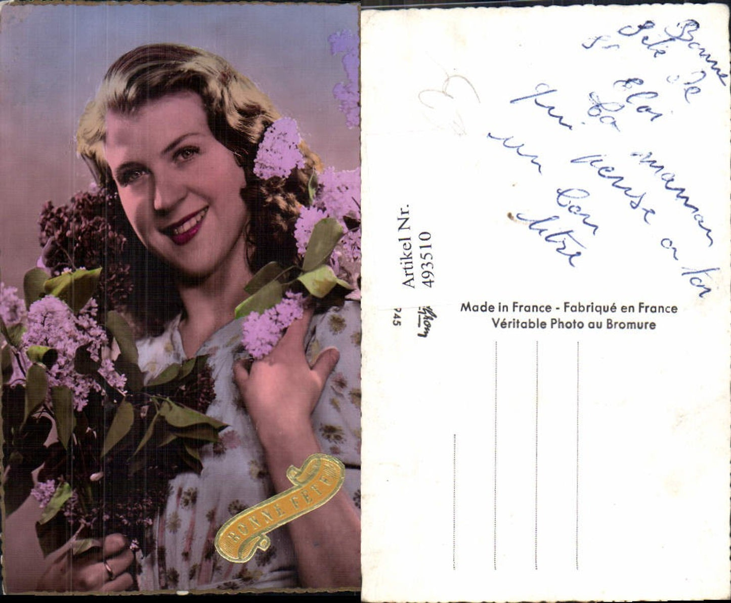 493510,Frau Lockenkopf Portrait Blumen Flieder Strauß