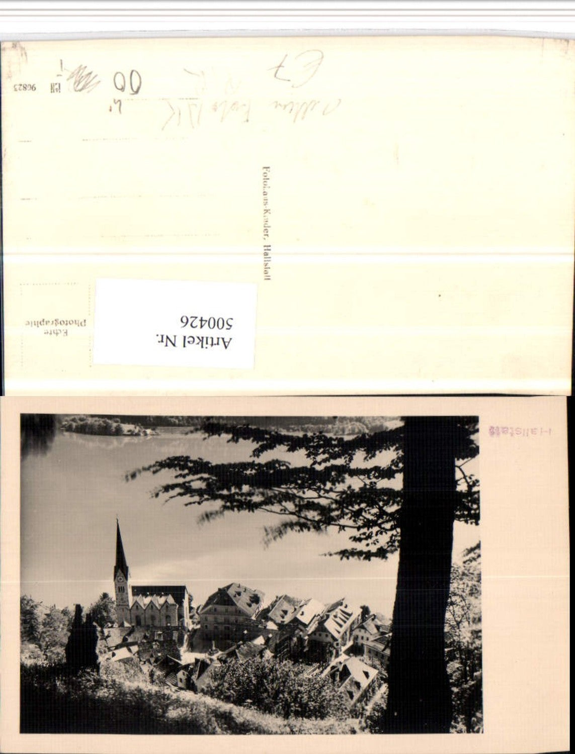 500426,Seltene Foto AK PIR Hallstatt Teilansicht Kirche
