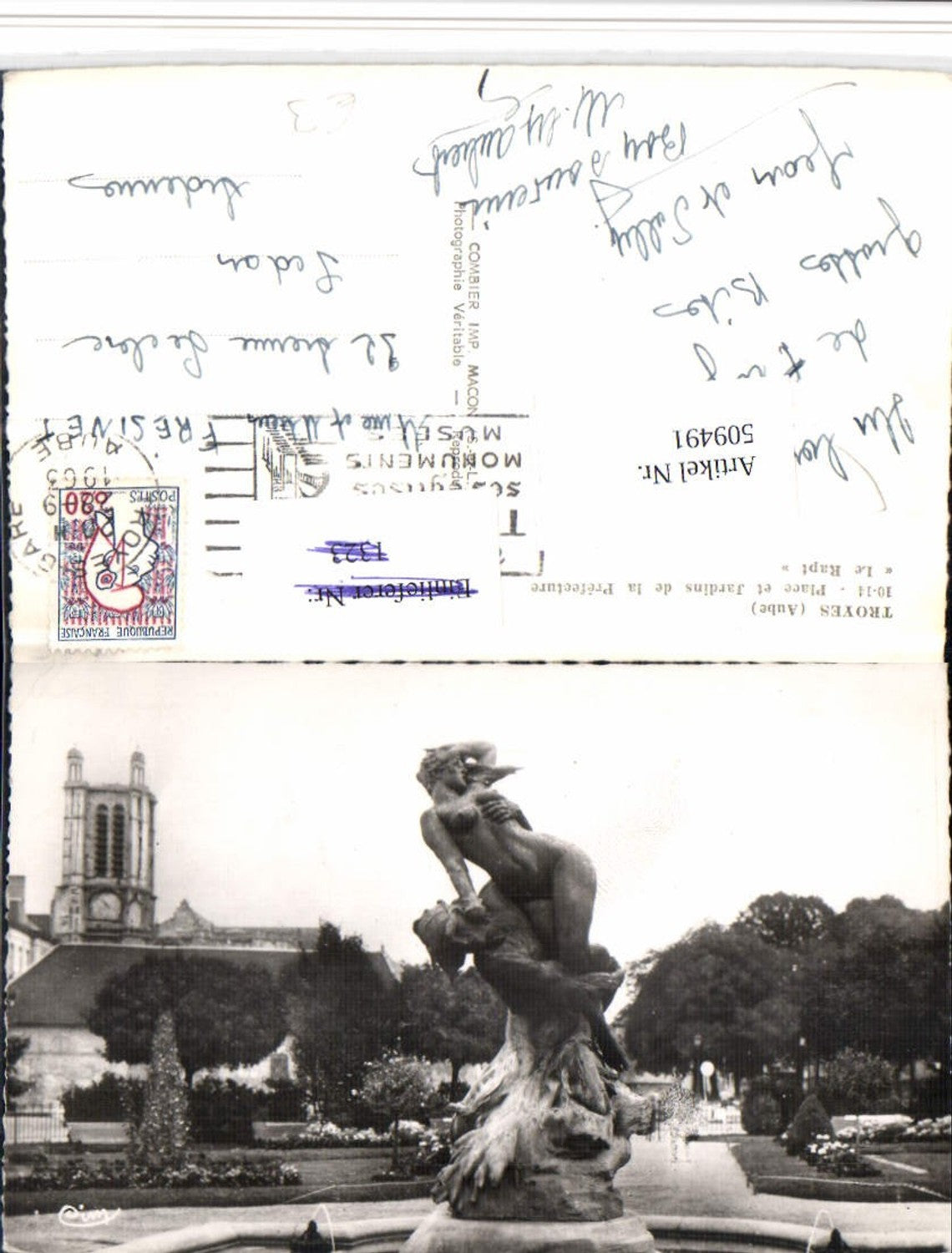 509491,Troyes Place et Jardins de la Prefecture Le Rapt Statue Erotik