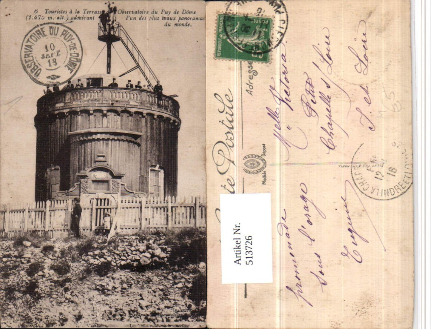 513726,Touristes a la Terrasse Observatoire du Puy de Dome Observatorium