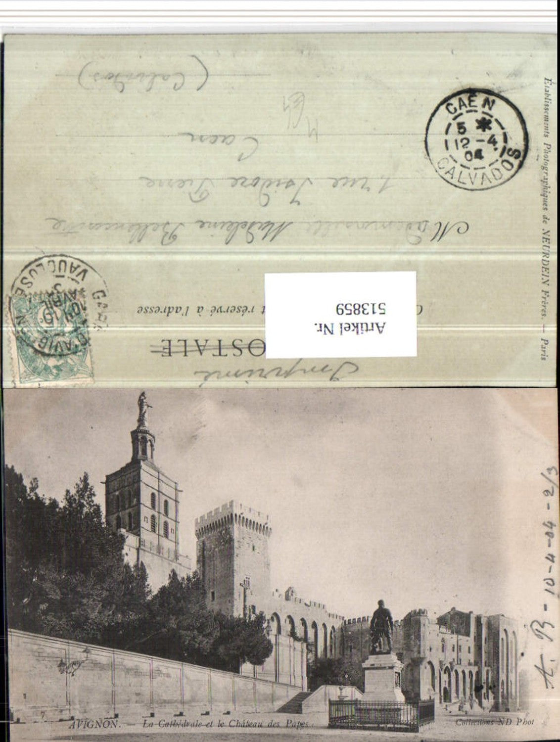 513859,Avignon La Cathedrale et le Chateau des Papes Denkmal Statue