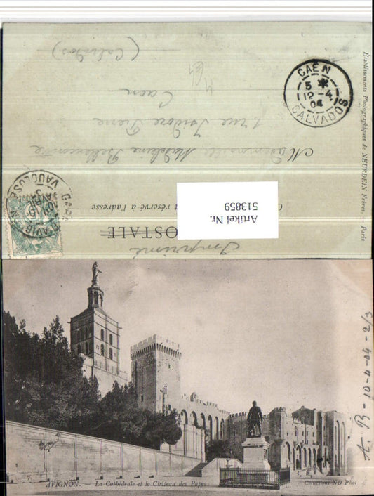 513859,Avignon La Cathedrale et le Chateau des Papes Denkmal Statue