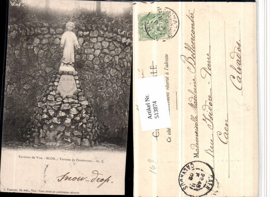 513874,Vire Blon Terrasse du Pensionnat Statue