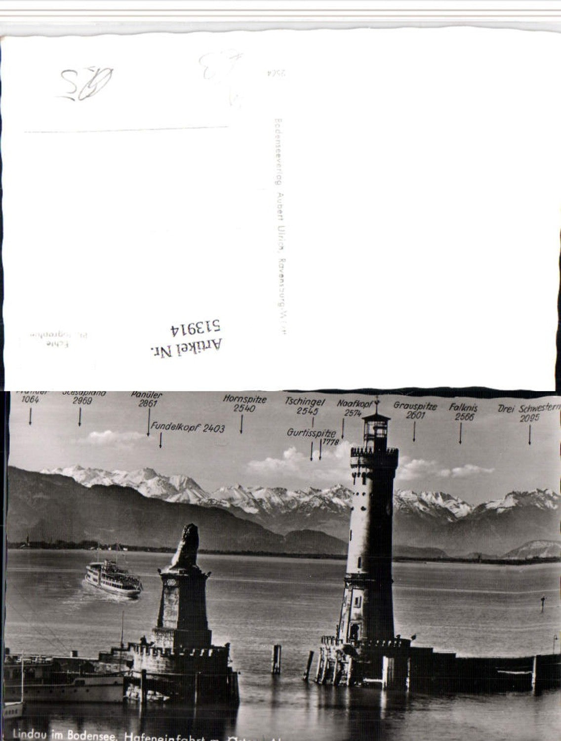 513914,Lindau im Bodensee Hafeneinfahrt Leuchtturm Bergkulisse