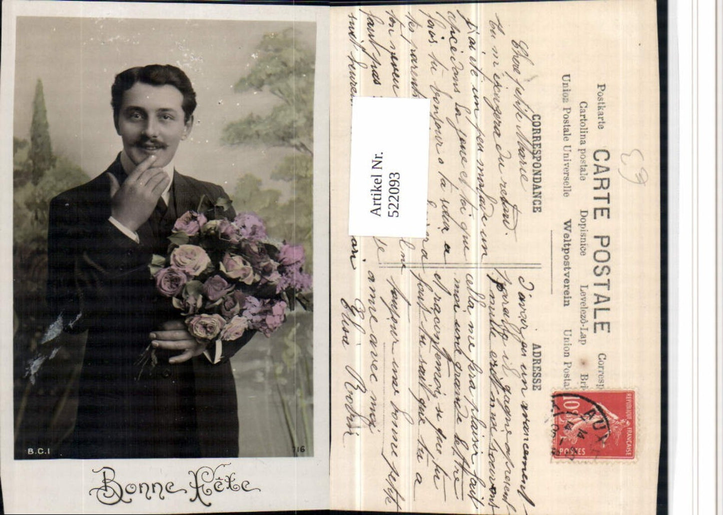 522093,Bonne Fete Mann Portrait Anzug Rosenstrauß Blumen