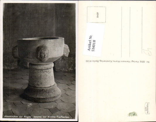 534018,Rügen Altenkirchen Jesus am Kreuz Kirche Wittow Taufbecken Taufstein