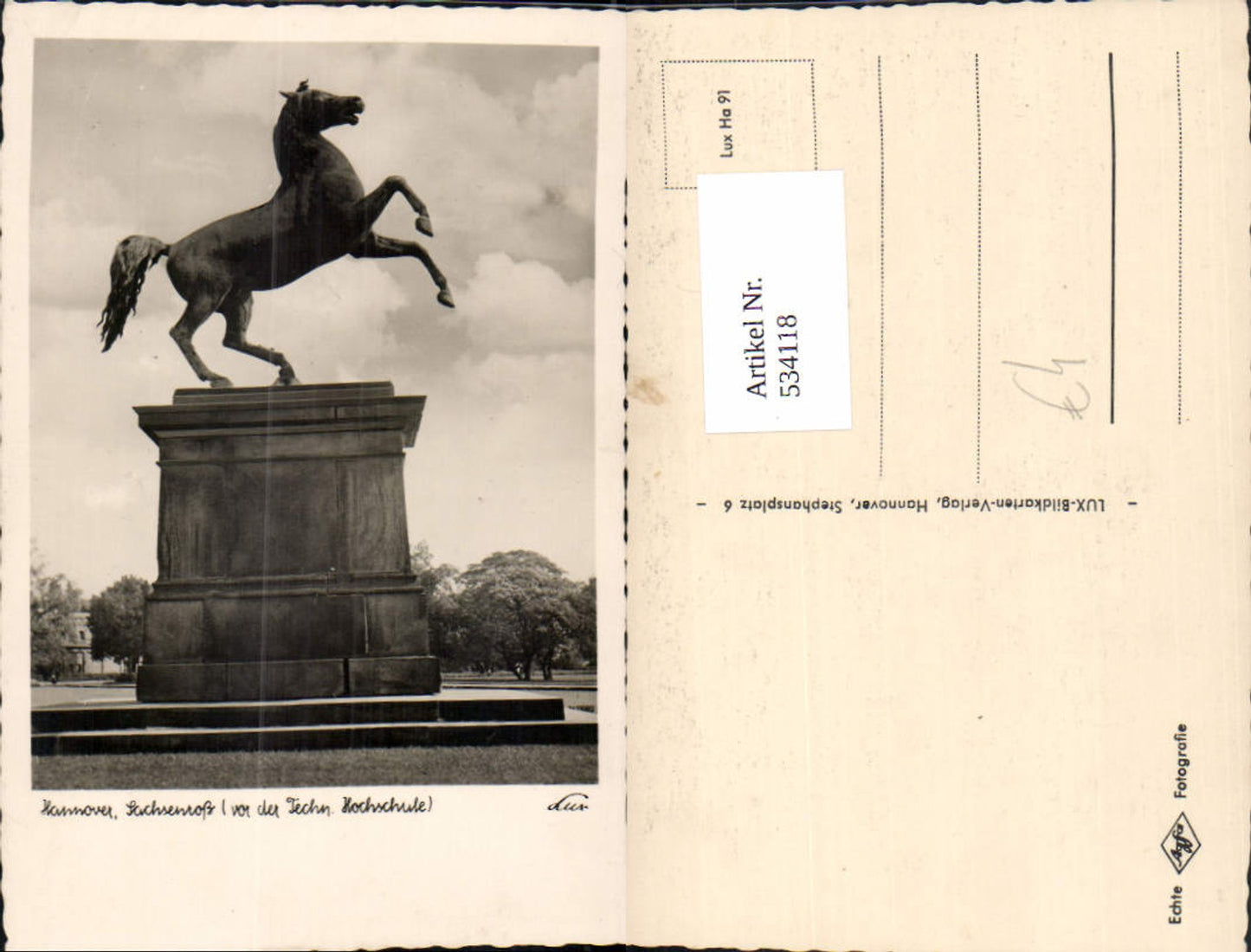 534118,Foto Ak Hannover Sachsenroß v. d. Technischen Hochschule