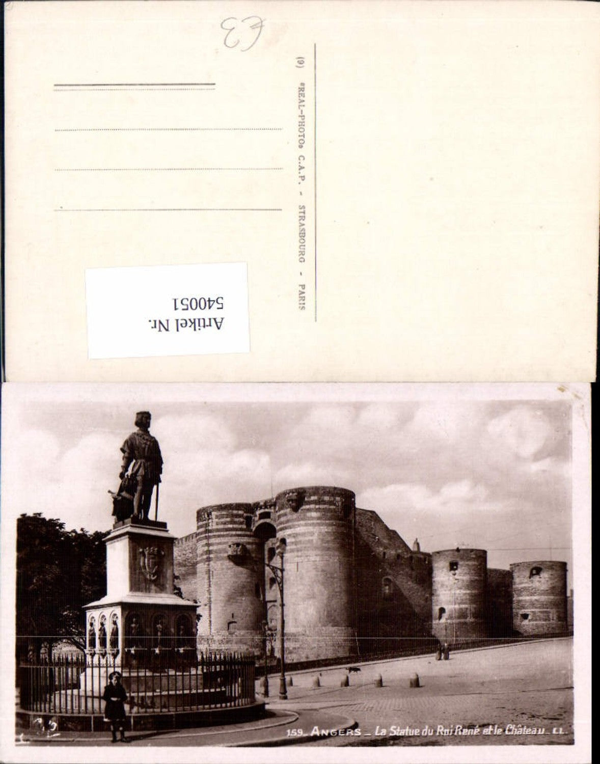 540051,Angers La Statue du Roi Rene et le Chateau Schloss Monument