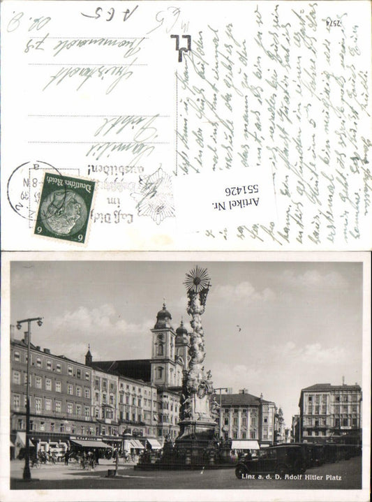 551426,Linz an der Donau Oldtimer Autos am Hauptplatz