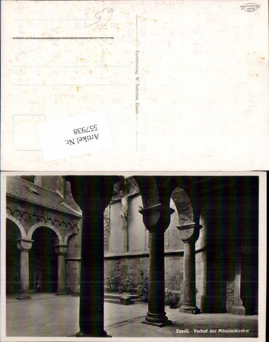 557938,Foto Ak Essen Vorhof d. Münsterkirche Kirche Kreuz Religion