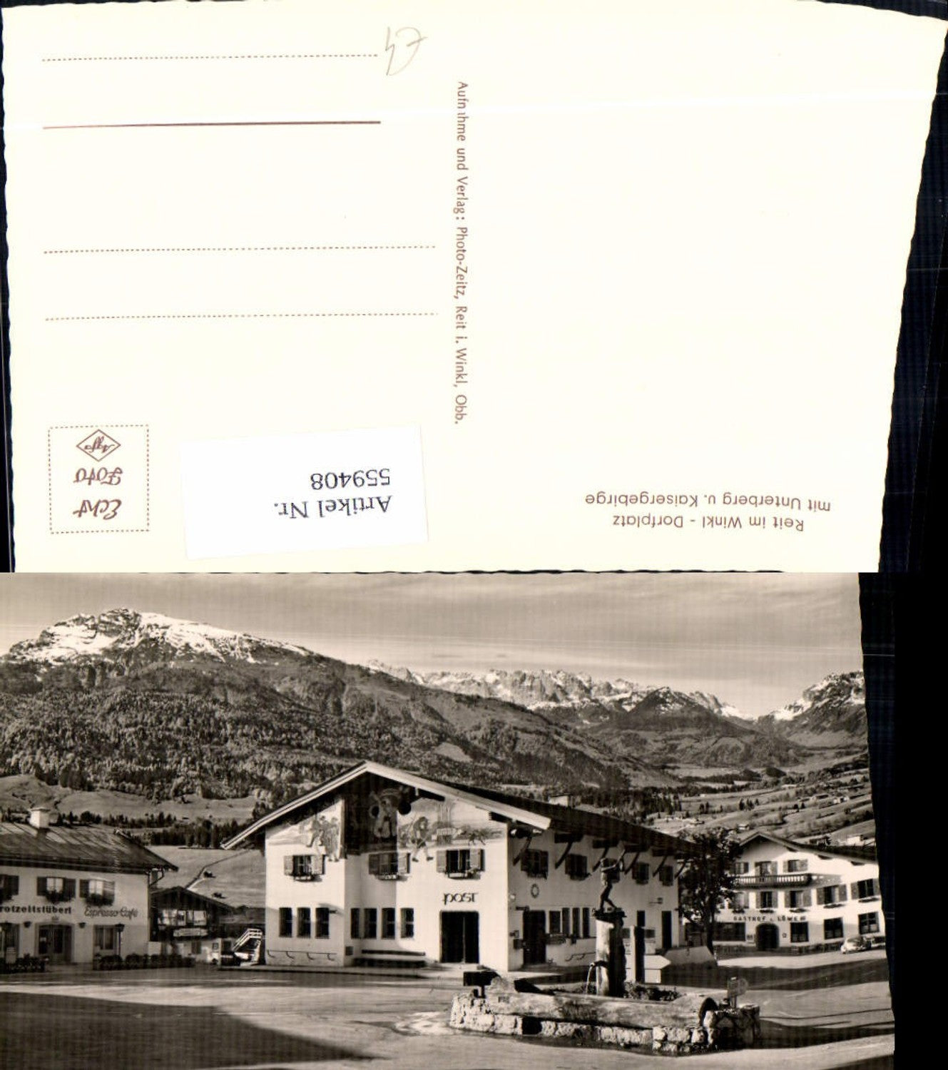 559408,Foto Ak Reit im Winkl Dorfplatz Unterberg u. Kaisergebirge Brunnen