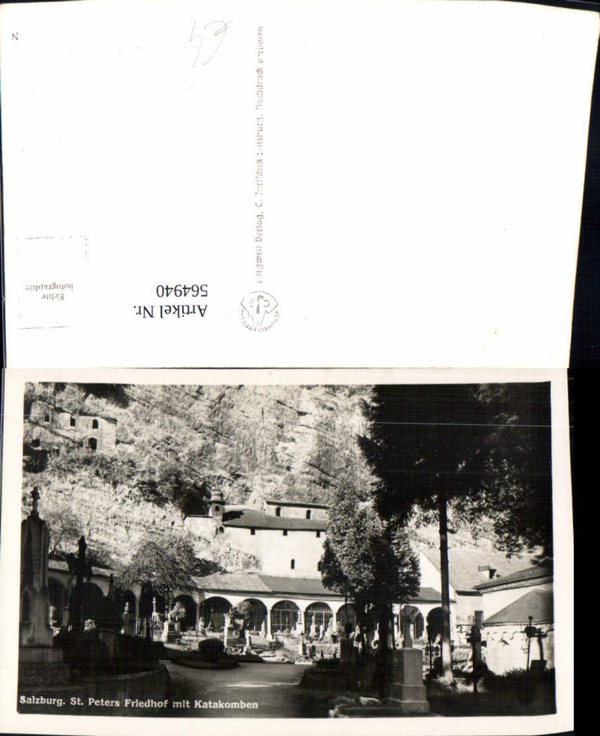 564940, Photo Ak Salzburg St Peters Cemetery with catacomb graves