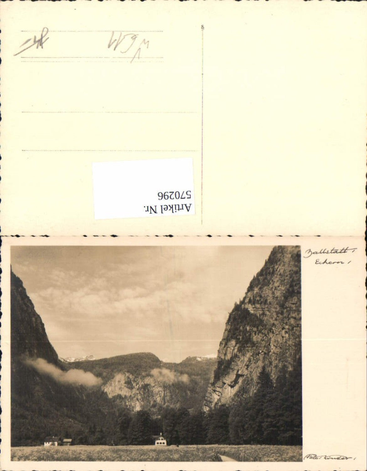 570296,Hallstatt Echern Partie pub Kinder Photo