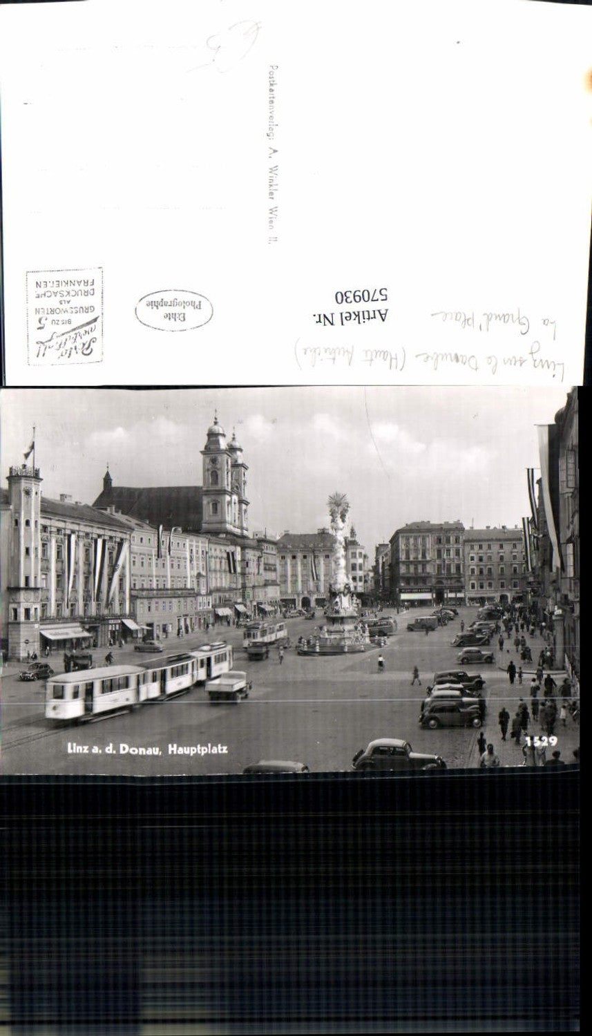 570930,Foto Ak Linz a. d. Donau Hauptplatz Straßenbahn Auto