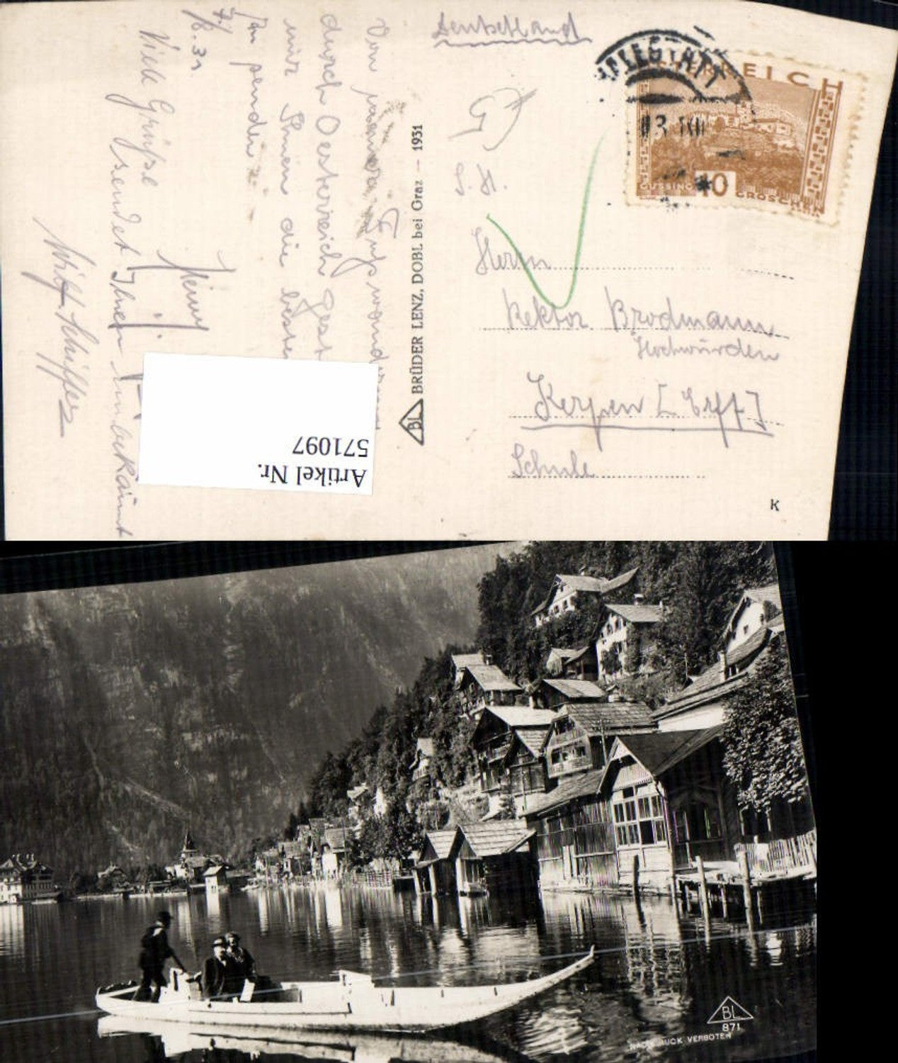 571097,Hallstatt Salzkammergut Boot Tracht