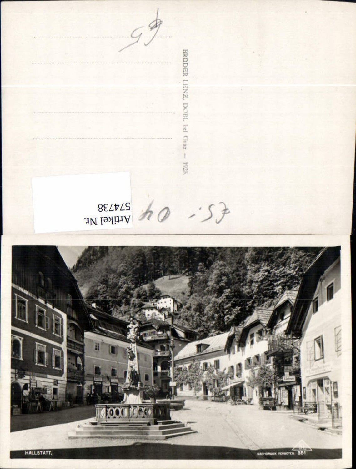 574738,Foto Ak Hallstatt Platz m. Statue