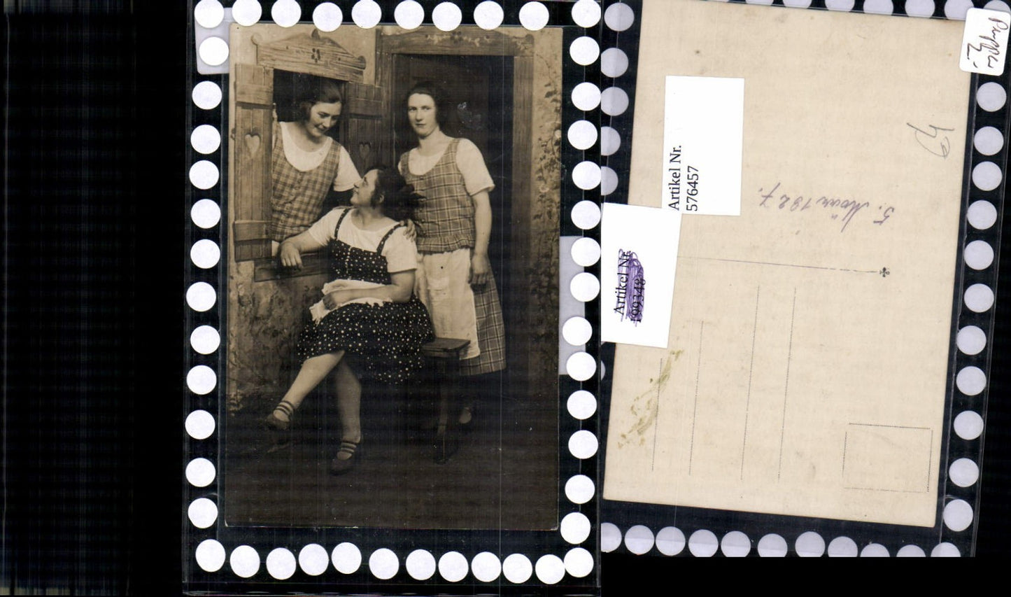 576457,Foto-AK Frau Portrait Frauen Mädchen Trachten Kleid 1927