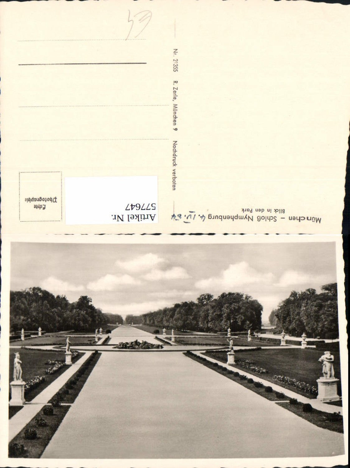 577647, Photo AK Munich Nymphenburg Palace View into the park