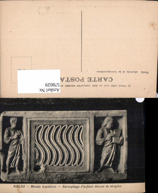 578029,Arles Musee Lapidaire Sarcohage de enfant decore de strigiles Archäologie Ausgrabung