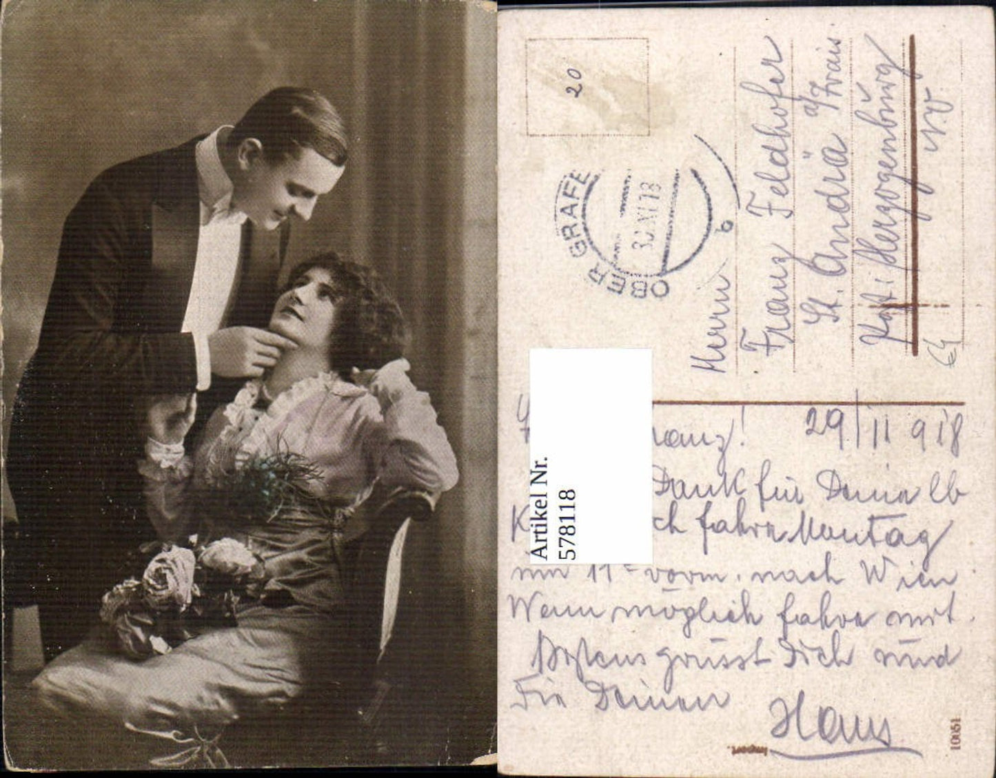 578118,Liebe Paar Verliebter Blick Rosen Blumen