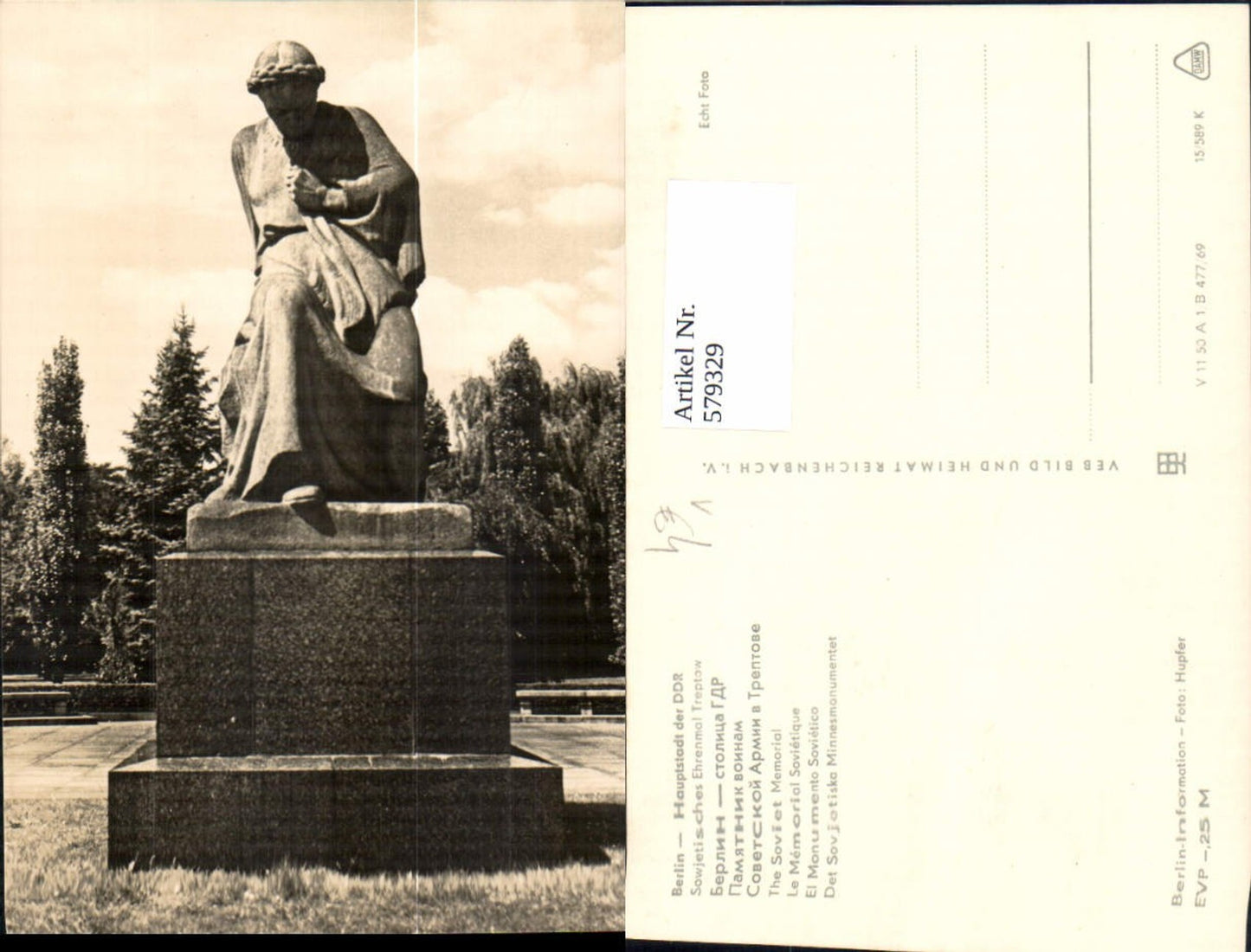 579329,Foto Ak Berlin Sowjetisches Ehrenmal Treptow Statue pub VEB