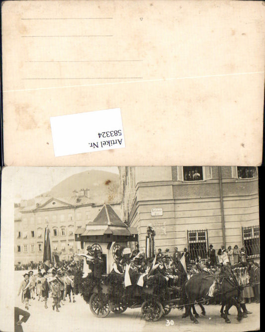 583324, great photo postcard Salzburg Residenzplatz moving theater