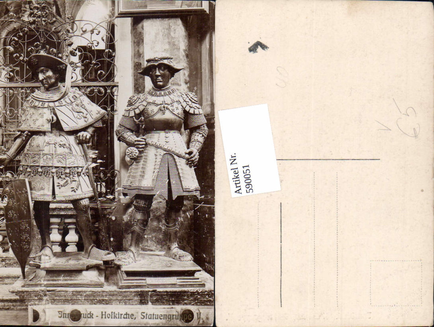 590051,Fotokunst Fritz Gratl Innsbruck Kirche Statuengruppe II