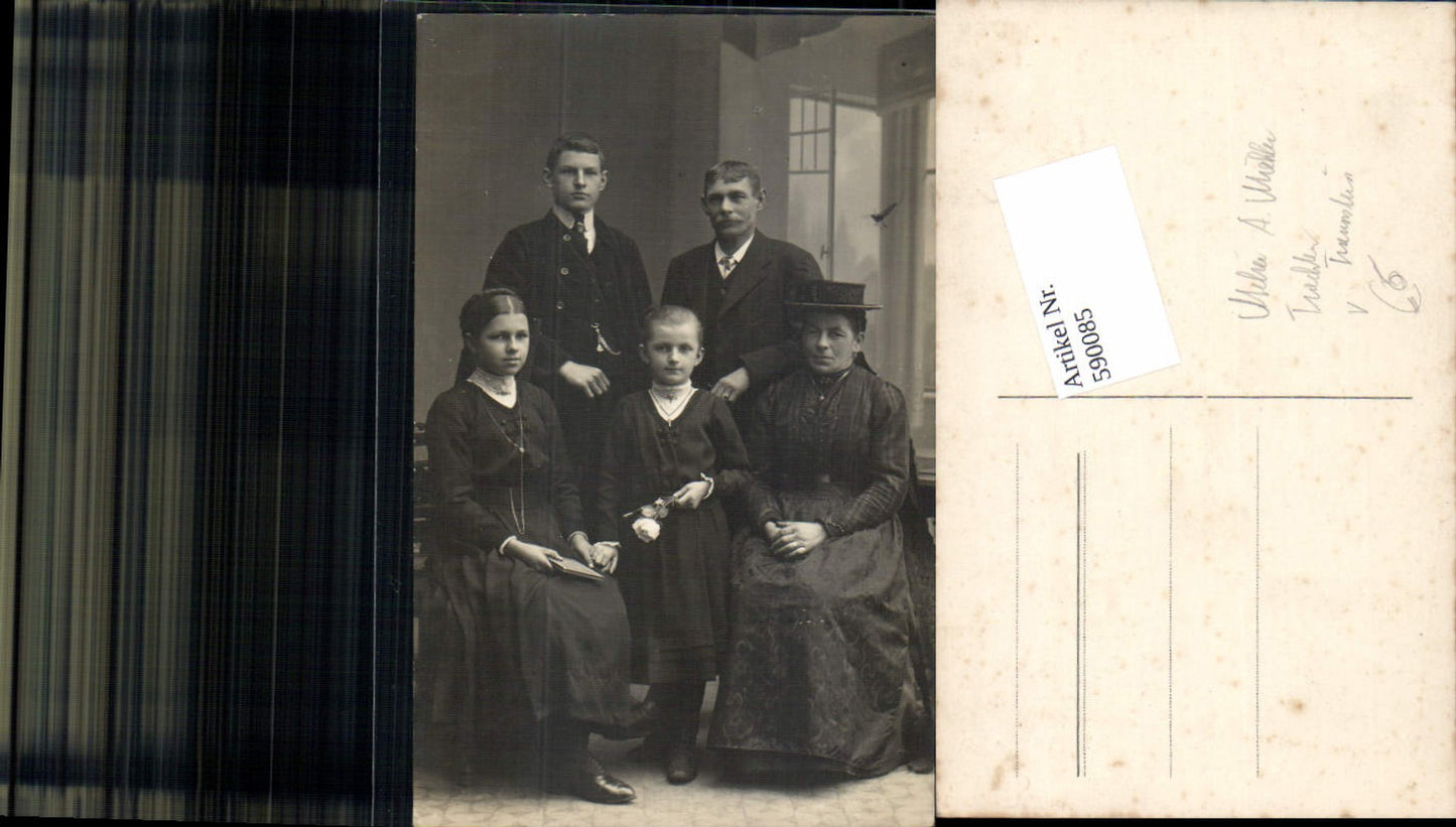 590085, Photo-AK Family photo Fashion Hat Woman pub Atelier Miehler Traunstein