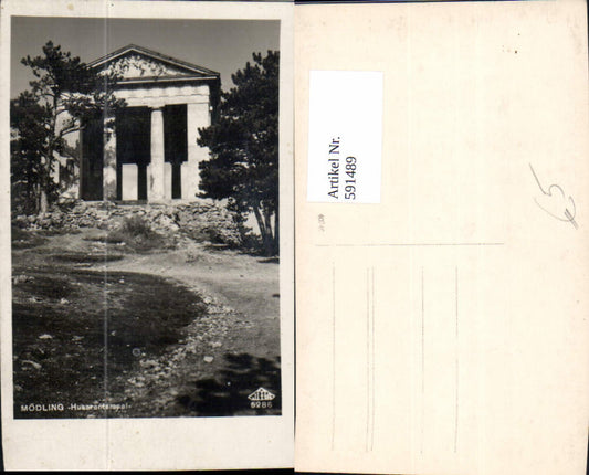 591489,Foto Ak Mödling Husarentempel Tempel