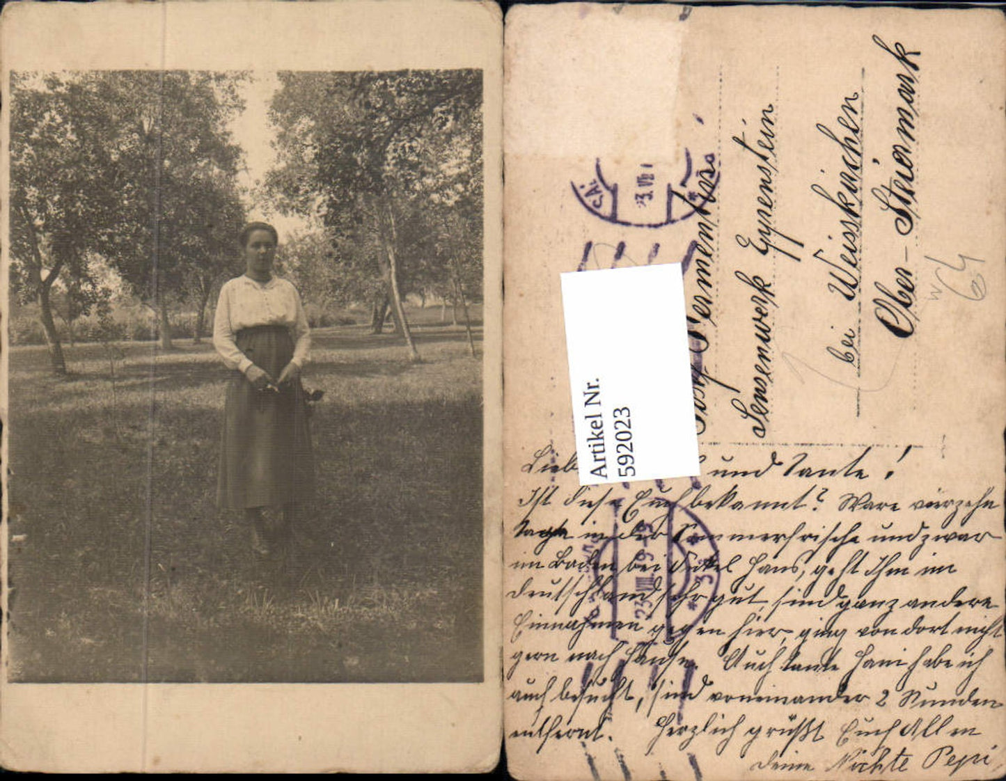 592023,Foto-AK Salzburg Garten Frau n. Weisskirchen Steiermark 1919