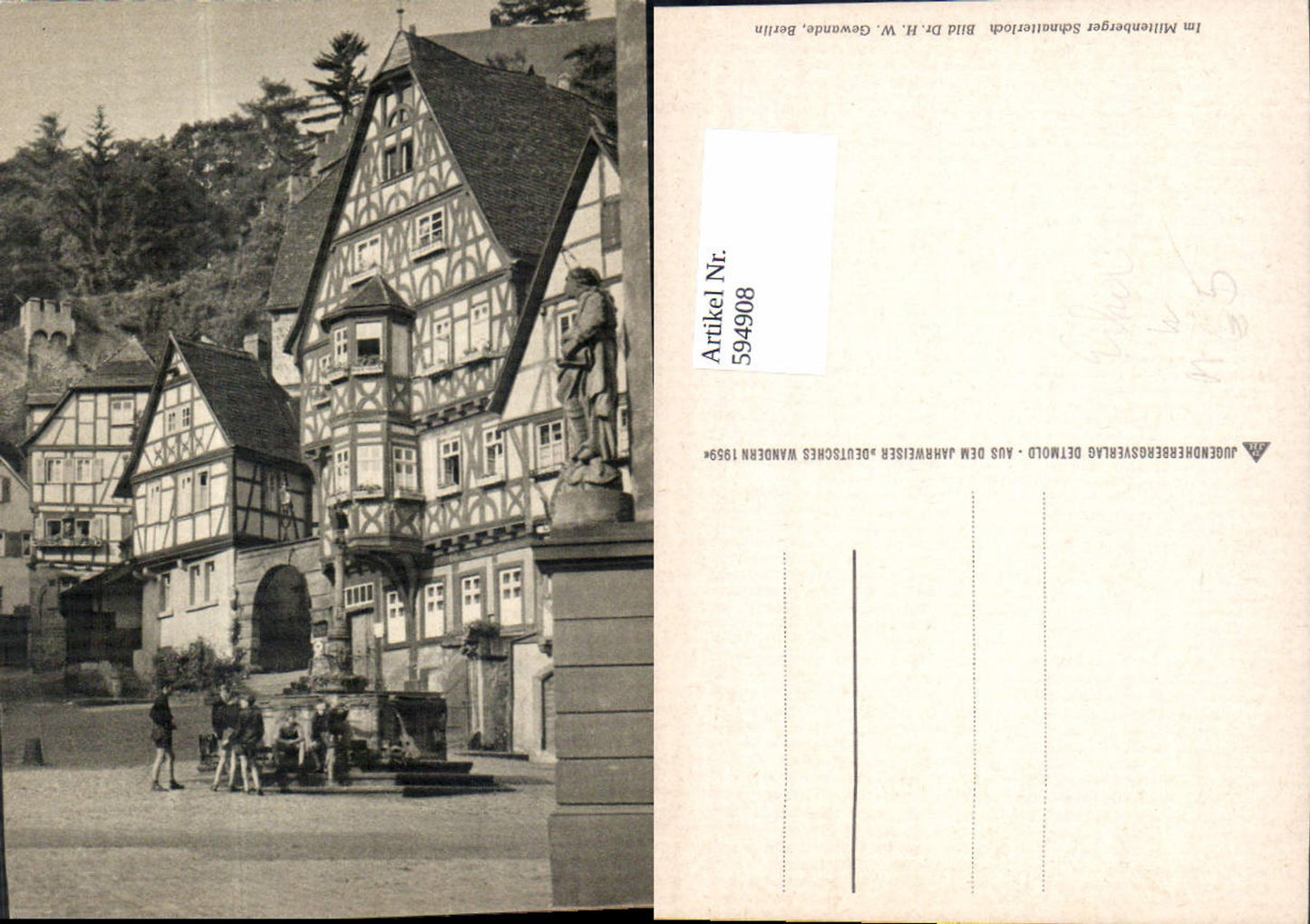 594908, Miltenberg Schnatterloch half-timbered house bay window fountain