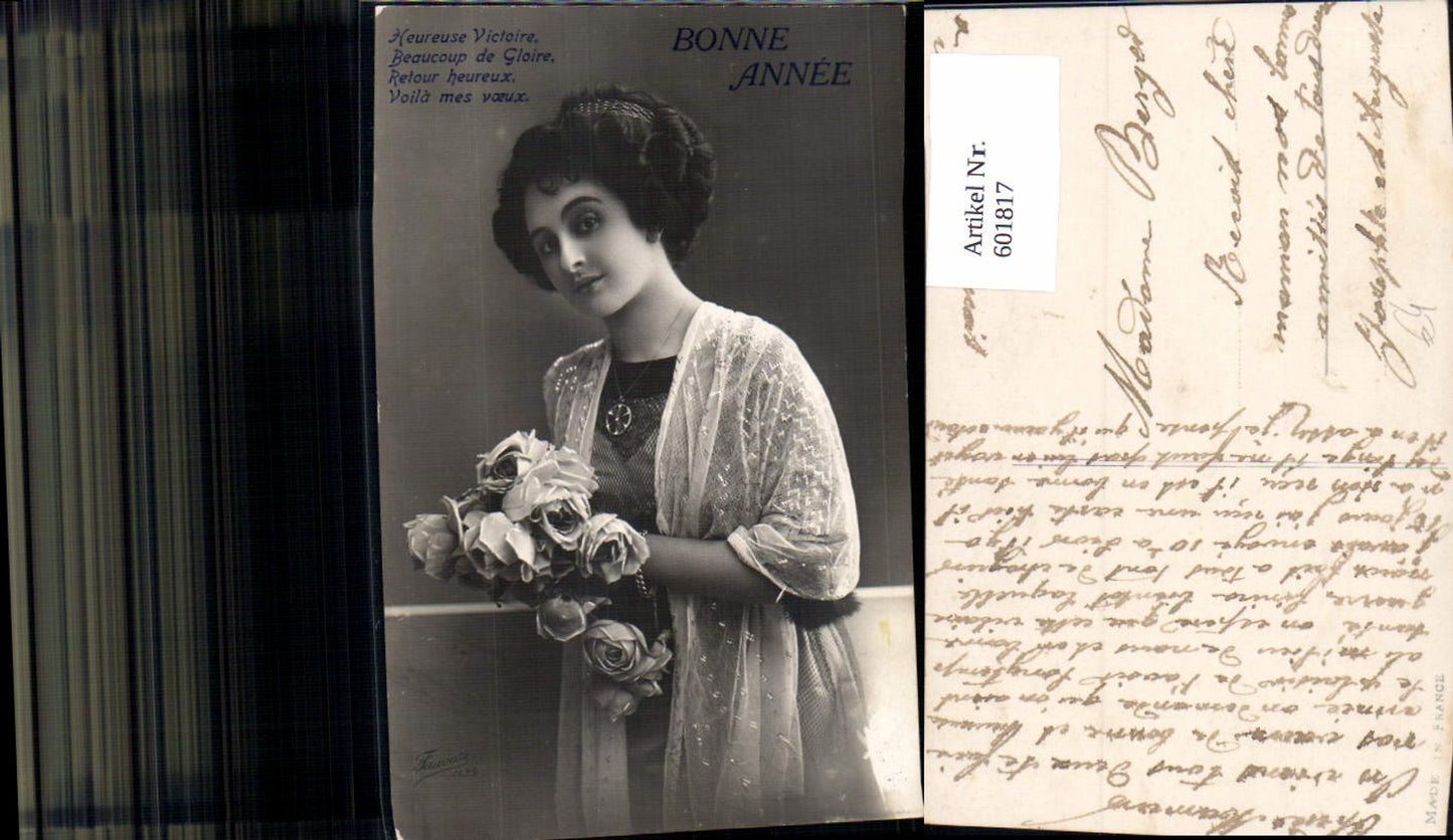 601817,Foto Ak Frau Heureuse Victoire Blumen Rosen Bonne Annee