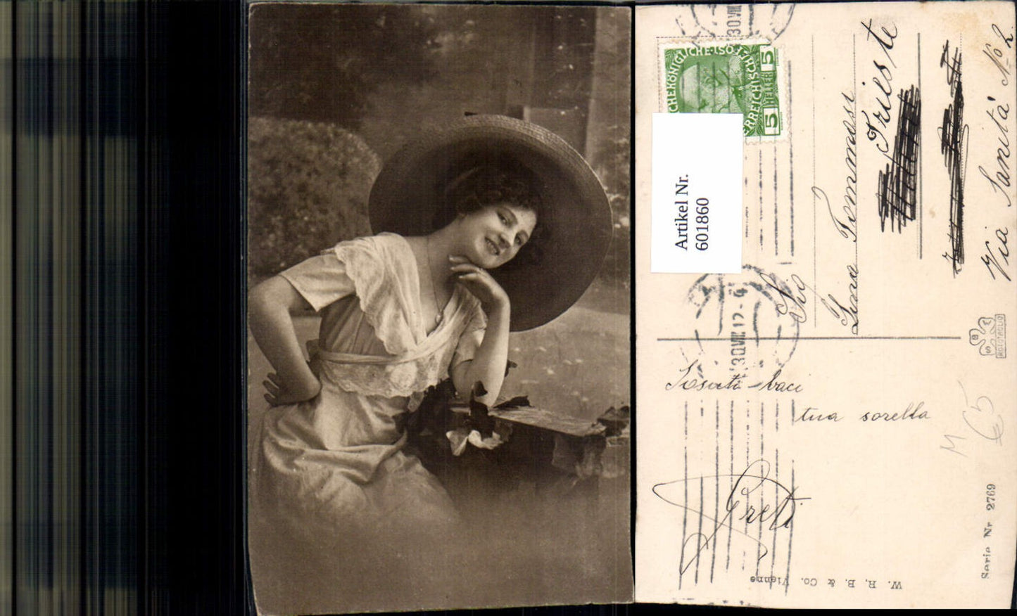 601860,Frau m. Hut Halskette Schmuck Mode