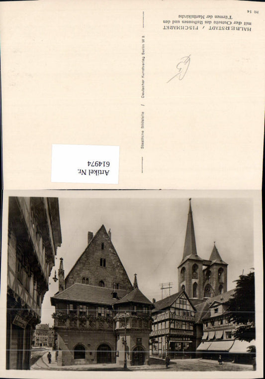 614974,Foto Ak Halberstadt Fischmarkt m. Ostseite Rathaus u. Türmen d. Martinikirche